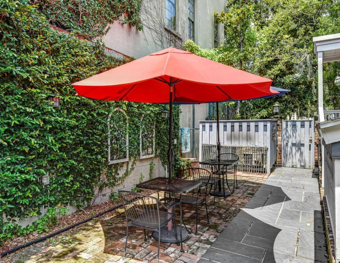 Spanish Moss Inn Savannah Esterno foto
